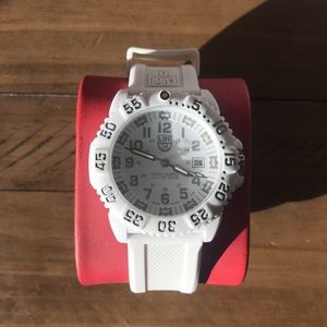 LUMI NOX WATCH
